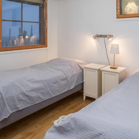 度假居 Karhunvartijan Linna C24 By Interhome *